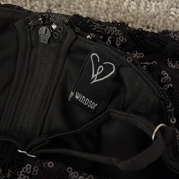 Windsor Meredith one shoulder sequin formal black dress - Picture 5 of 11